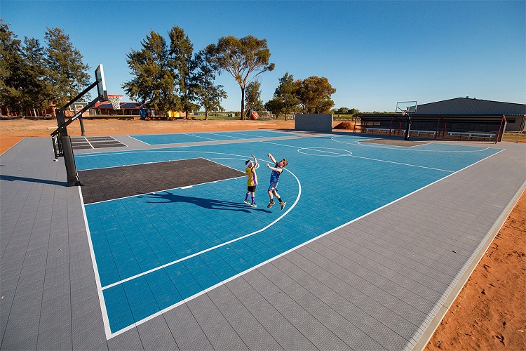 Basketball court for home