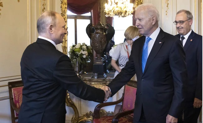 US President Biden and Putin